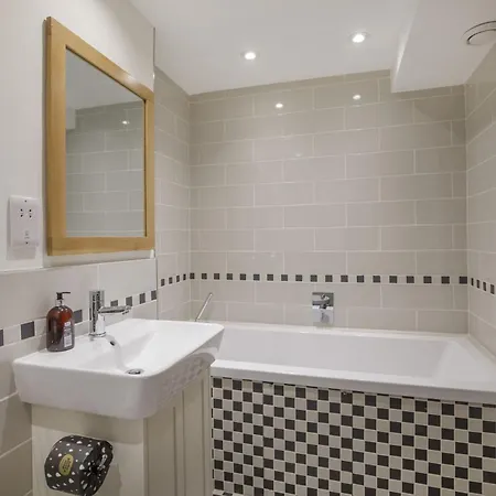 - Priory Street York