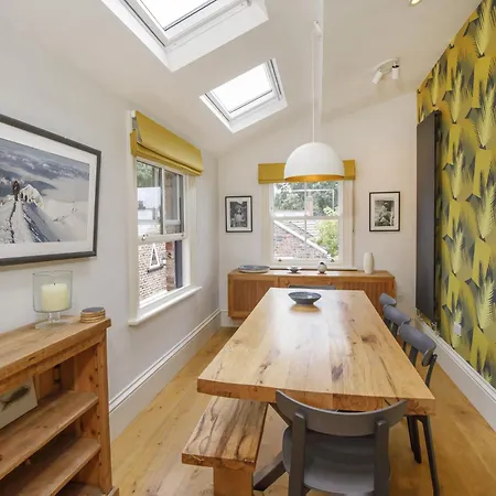 - Priory Street York