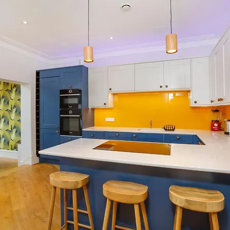Apartment - Priory Street *