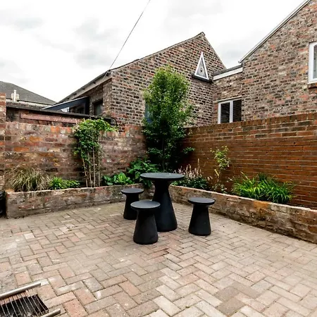 Apartment - Priory Street York