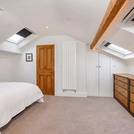 - Priory Street York